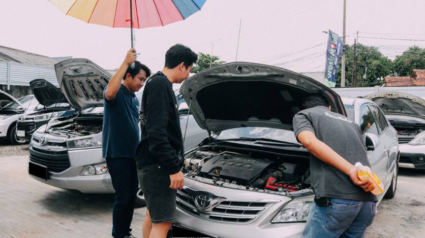 mobil dan motor bekas berkualitas untuk dijual