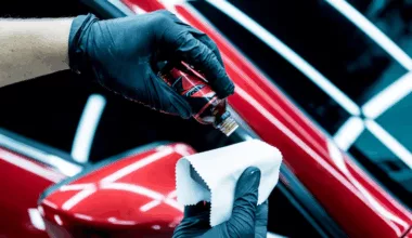 Detailing eksterior mobil
