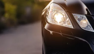 jenis lampu mobil