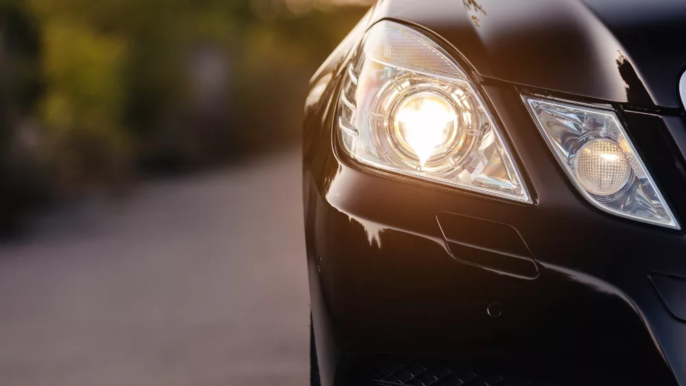 jenis lampu mobil