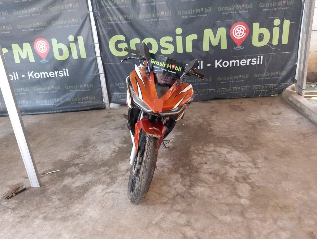 HONDA MEGAPRO CW 2012