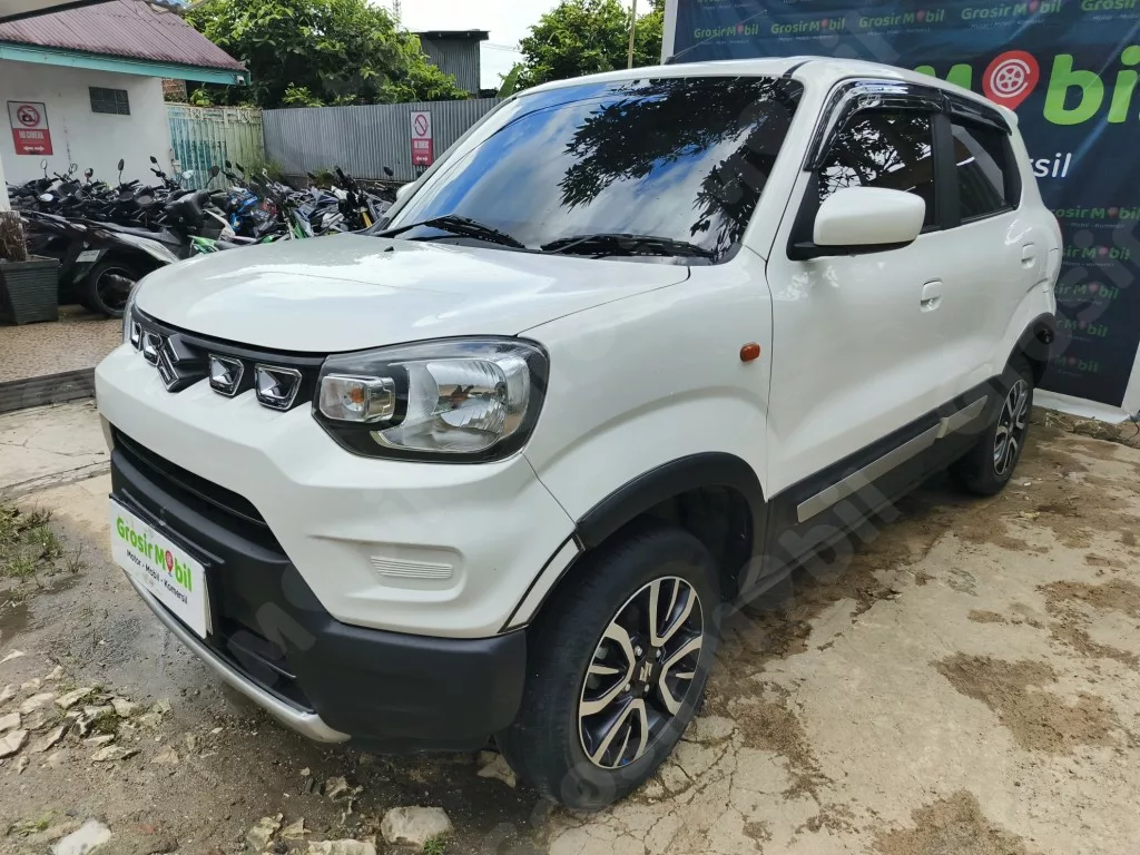 SUZUKI S PRESSO 1.0 AT 2024