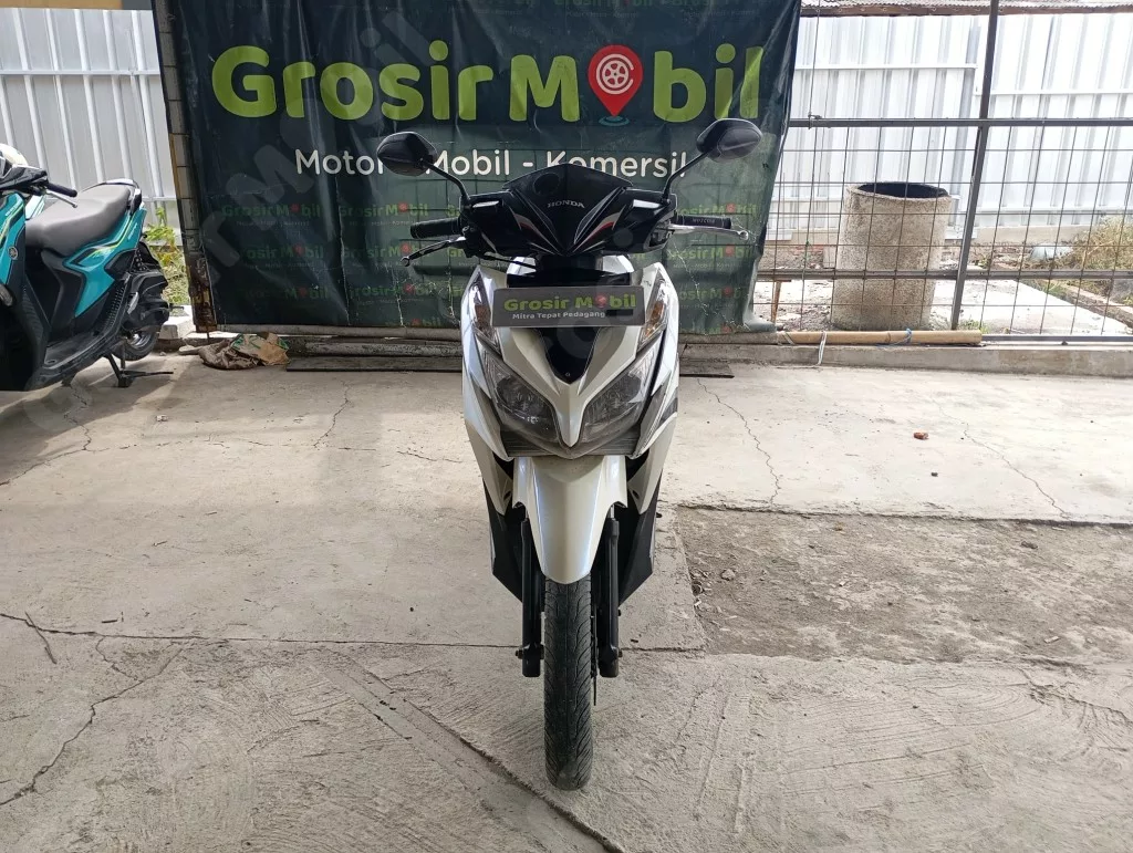 HONDA VARIO 125 FI CBS ISS 2015