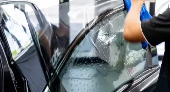 Kaca Mobil Terbaik 2025: Rekomendasi Merk Premium & Anti Panas