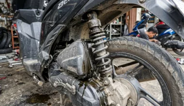 Tanda Shockbreaker Motor Bocor